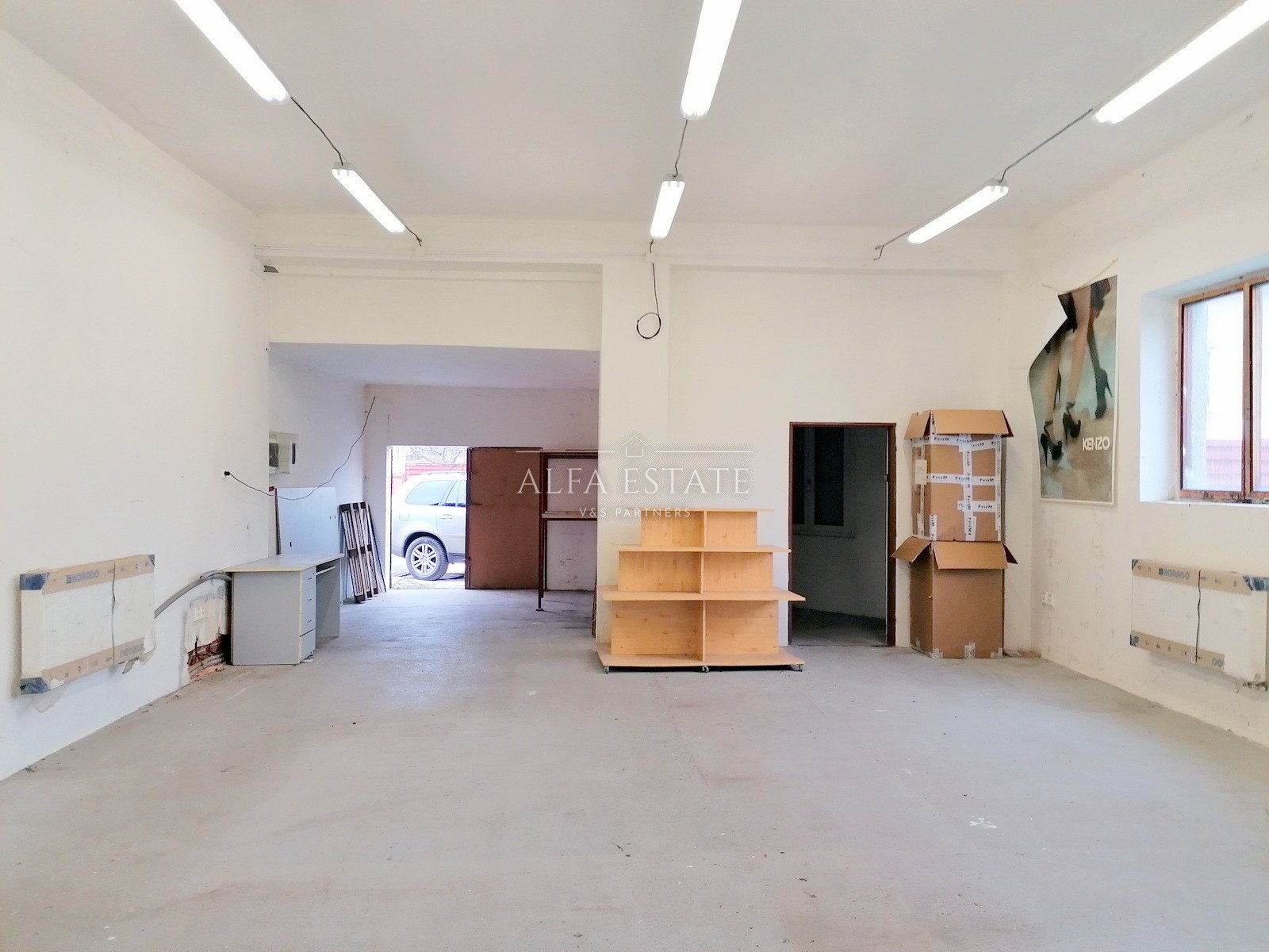 Pronájem skladového prostoru 87m2, V. Meerwalda, Dvory
