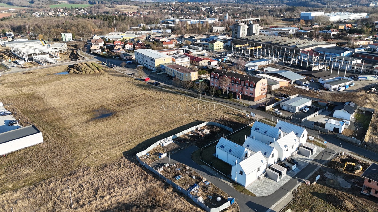 Prodej komerčního pozemku 7451m2, Hroznětín